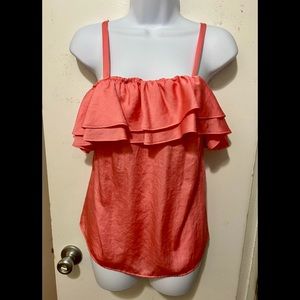 Cute ruffles style sleeves